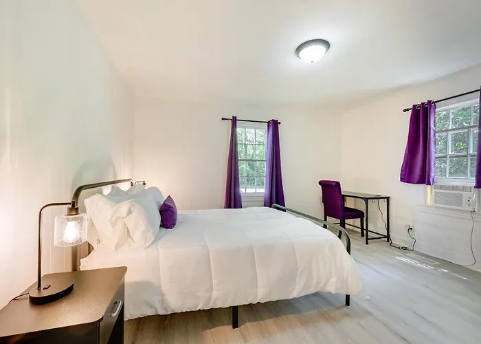 Holiday home Vacation ~ 3 Mi To Downtown!